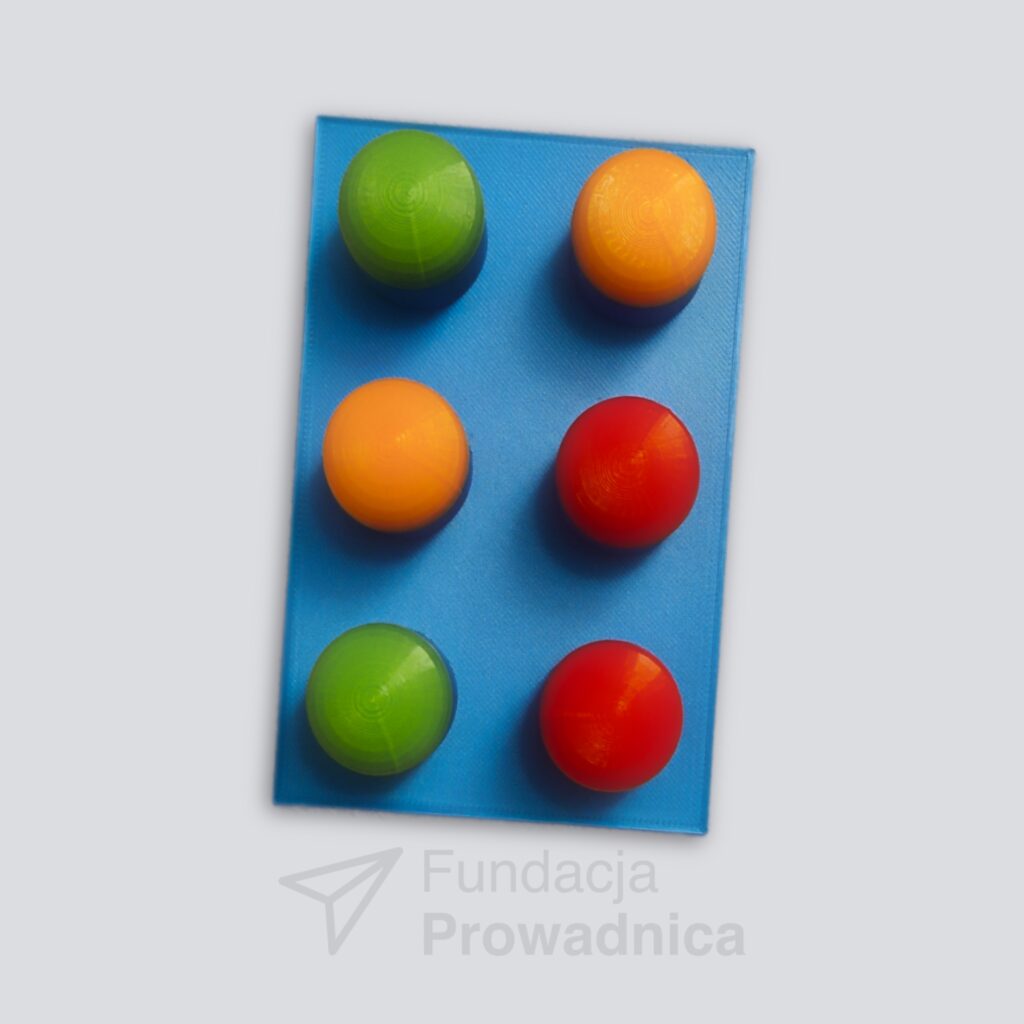 Duży drukowany 3D sześciopunkt do nauki Brajla.